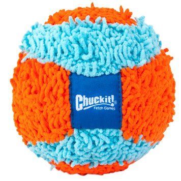Іграшка CHUCKIT! INDOOR BALL плюшевий м'яч для гри у приміщенні для собак 213201 фото